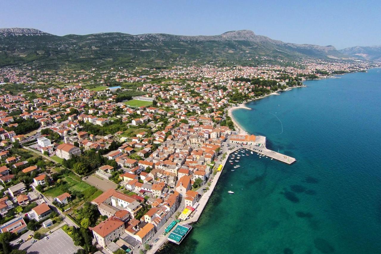 Apartments By The Sea Kastel Stari, Kastela - 15894 Exterior photo